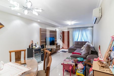 Sala de casa de condomínio à venda com 3 quartos, 136m² em Jardim Ubirajara, São Paulo