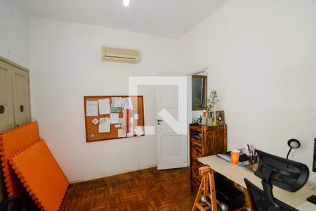Apartamento à venda com 200m², 4 quartos e 1 vaga Apartamento à venda com 200m², 4 quartos e 1 vagaQuarto 1