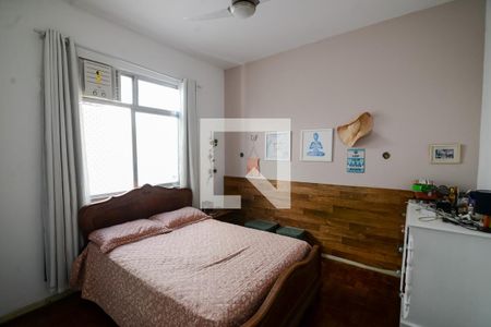 Apartamento à venda com 200m², 4 quartos e 1 vaga Apartamento à venda com 200m², 4 quartos e 1 vagaSuíte