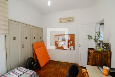 Apartamento à venda com 200m², 4 quartos e 1 vaga Apartamento à venda com 200m², 4 quartos e 1 vagaQuarto 1