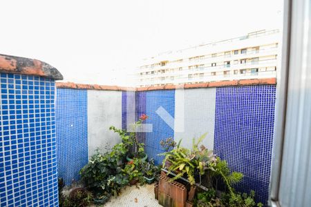 Apartamento à venda com 200m², 4 quartos e 1 vaga Apartamento à venda com 200m², 4 quartos e 1 vagaÁrea de Serviço