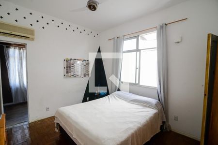 Apartamento à venda com 200m², 4 quartos e 1 vaga Apartamento à venda com 200m², 4 quartos e 1 vagaQuarto 3