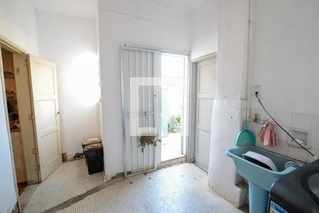 Apartamento à venda com 200m², 4 quartos e 1 vaga Apartamento à venda com 200m², 4 quartos e 1 vagaÁrea de Serviço