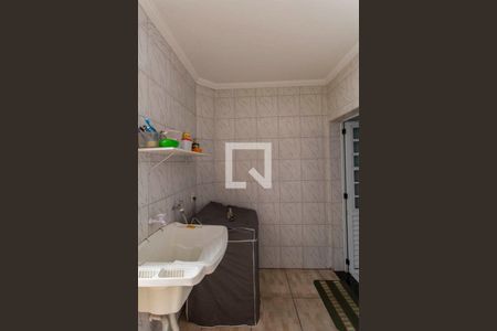 Casa à venda com 98m², 2 quartos e 2 vagas Casa à venda com 98m², 2 quartos e 2 vagasÁrea de Serviço