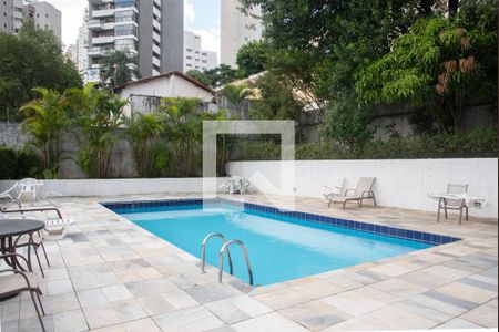 Apartamento à venda com 143m², 4 quartos e 2 vagasÁrea Comum - Piscina