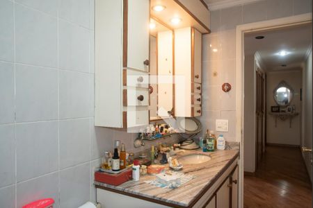 Apartamento à venda com 143m², 4 quartos e 2 vagasBanheiro