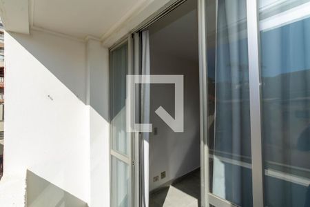 Apartamento para alugar com 54m², 2 quartos e 1 vaga Apartamento para alugar com 54m², 2 quartos e 1 vagaVaranda