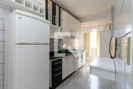 Cozinha de apartamento para alugar com 2 quartos, 54m² em Vila Rosalia, Guarulhos
