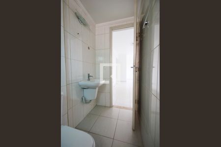 Apartamento à venda com 45m², 2 quartos e 1 vaga Apartamento à venda com 45m², 2 quartos e 1 vagaBanheiro