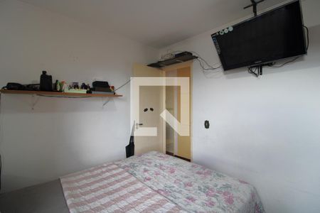Quarto 1 de apartamento para alugar com 2 quartos, 56m² em Jardim Regis, São Paulo