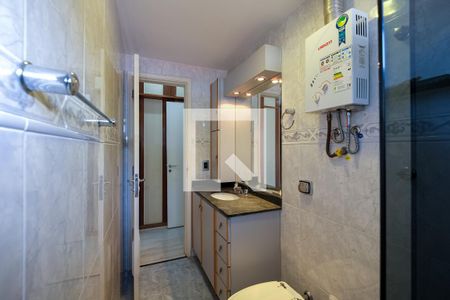 Apartamento à venda com 118m², 3 quartos e 2 vagasBanheiro da Suíte