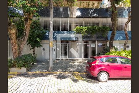 Apartamento à venda com 118m², 3 quartos e 2 vagasFachada e portaria