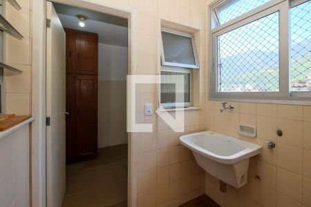 Apartamento à venda com 118m², 3 quartos e 2 vagasÁrea de Serviço