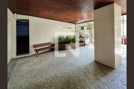 Apartamento à venda com 118m², 3 quartos e 2 vagasFachada e portaria