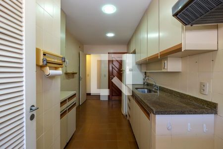 Apartamento à venda com 118m², 3 quartos e 2 vagasCozinha