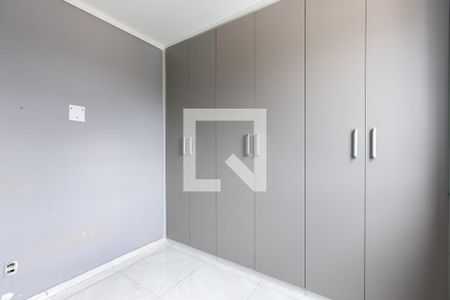 Quarto 1  de apartamento para alugar com 2 quartos, 45m² em Itaquera, São Paulo