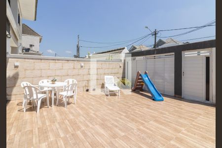 Casa de condomínio para alugar com 330m², 4 quartos e 3 vagasÁrea externa 