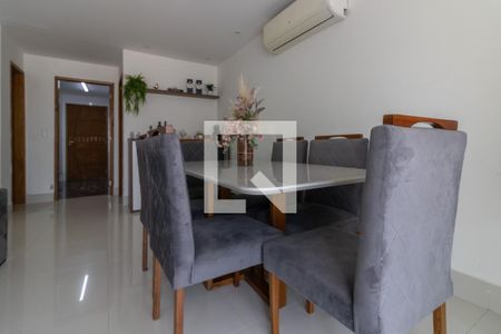 Sala de casa de condomínio para alugar com 4 quartos, 330m² em Vargem Pequena, Rio de Janeiro