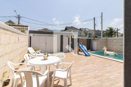 Casa de condomínio para alugar com 330m², 4 quartos e 3 vagasÁrea externa 