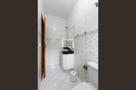 Casa à venda com 190m², 3 quartos e 2 vagasBanheiro da Suíte 2 