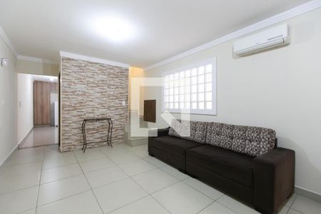 Sala de casa à venda com 3 quartos, 190m² em Jardim Nossa Senhora do Carmo, São Paulo