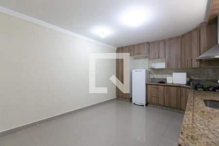 Casa à venda com 190m², 3 quartos e 2 vagasCozinha - Armários