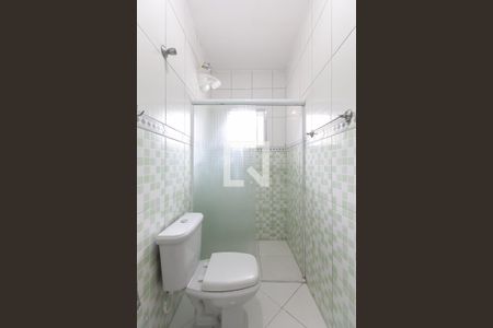 Casa à venda com 190m², 3 quartos e 2 vagasBanheiro da Suíte 2 
