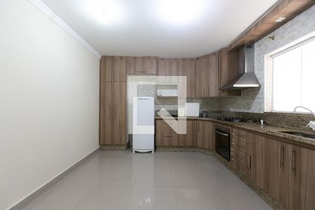 Casa à venda com 190m², 3 quartos e 2 vagasCozinha - Armários