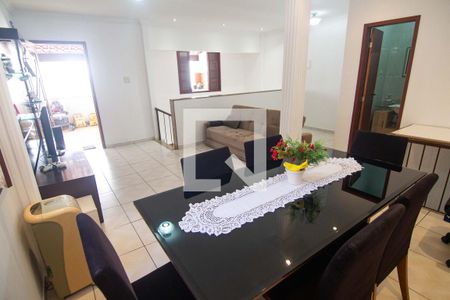 Sala de jantar  de casa à venda com 2 quartos, 130m² em São Lourenço, Niterói