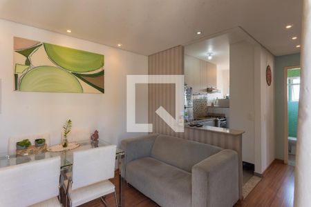 Sala de apartamento para alugar com 2 quartos, 55m² em Jardim Itatiaia, Campinas