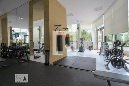 Apartamento à venda com 101m², 1 quarto e 2 vagas Apartamento à venda com 101m², 1 quarto e 2 vagasÁrea comum - Academia