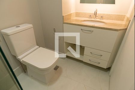 Apartamento à venda com 101m², 1 quarto e 2 vagas Apartamento à venda com 101m², 1 quarto e 2 vagasBanheiro da Suíte