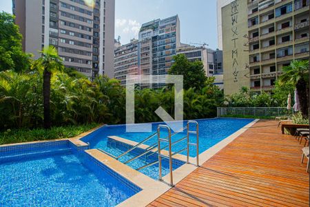 Apartamento à venda com 101m², 1 quarto e 2 vagas Apartamento à venda com 101m², 1 quarto e 2 vagasÁrea comum - Piscina