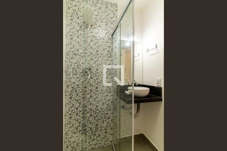 Banheiro de kitnet/studio para alugar com 1 quarto, 29m² em Consolação, São Paulo