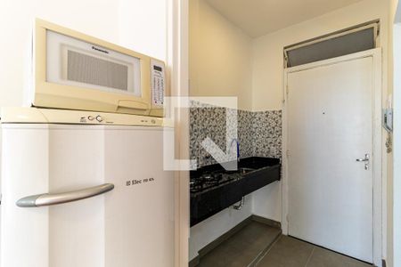 Cozinha de kitnet/studio para alugar com 1 quarto, 29m² em Consolação, São Paulo