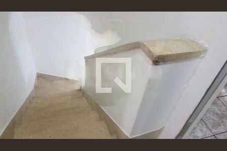 Casa à venda com 121m², 3 quartos e 2 vagas