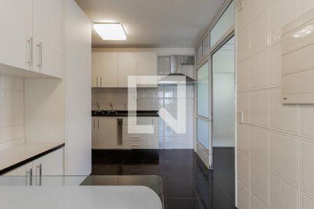 Apartamento para alugar com 130m², 3 quartos e 2 vagasCozinha