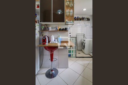 Apartamento para alugar com 66m², 2 quartos e 1 vagaCozinha e Área de Serviço