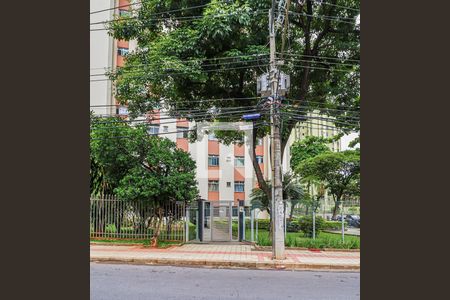 Apartamento para alugar com 66m², 2 quartos e 1 vagaFachada