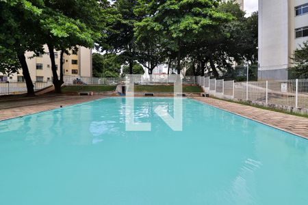 Apartamento para alugar com 66m², 2 quartos e 1 vagaÁrea comum - Piscina