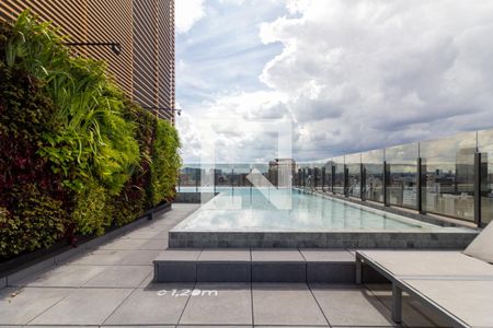 Studio para alugar com 44m², 1 quarto e 1 vaga Studio para alugar com 44m², 1 quarto e 1 vagaPiscina