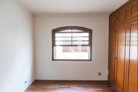 Casa para alugar com 250m², 3 quartos e sem vaga Casa para alugar com 250m², 3 quartos e sem vagaQuarto 2