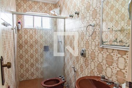 Casa para alugar com 250m², 3 quartos e sem vaga Casa para alugar com 250m², 3 quartos e sem vagaBanheiro da suíte