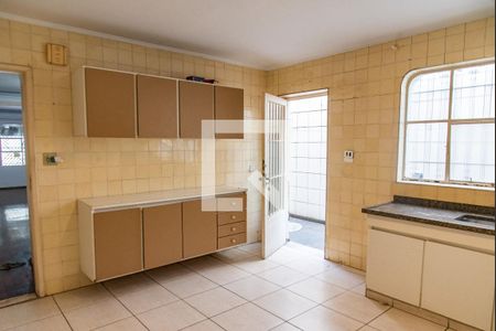 Casa para alugar com 250m², 3 quartos e sem vaga Casa para alugar com 250m², 3 quartos e sem vagaCozinha