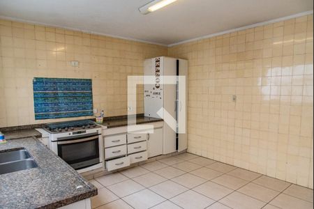 Casa para alugar com 250m², 3 quartos e sem vaga Casa para alugar com 250m², 3 quartos e sem vagaCozinha