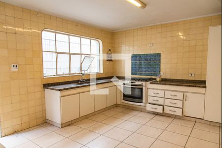 Casa para alugar com 250m², 3 quartos e sem vaga Casa para alugar com 250m², 3 quartos e sem vagaCozinha