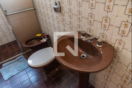 Casa para alugar com 250m², 3 quartos e sem vaga Casa para alugar com 250m², 3 quartos e sem vagaBanheiro
