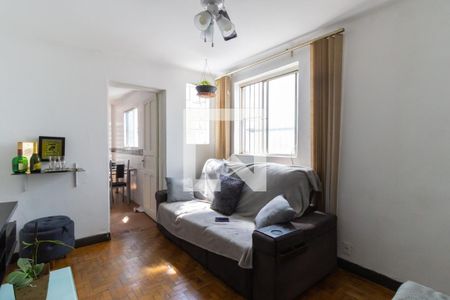 Sala de casa à venda com 5 quartos, 200m² em Ipiranga, São Paulo