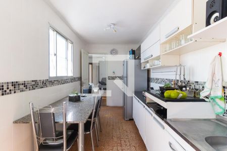 Casa à venda com 200m², 5 quartos e 1 vagaCozinha 