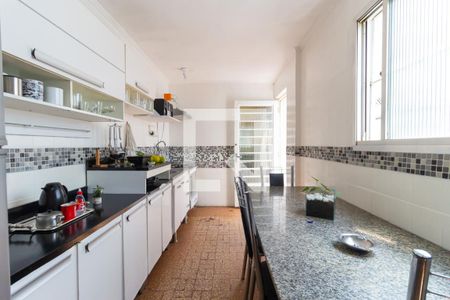 Casa à venda com 200m², 5 quartos e 1 vagaCozinha 